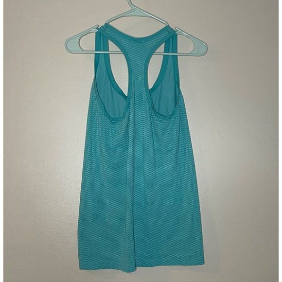 Victoria's secret sport turquoise tank‎ - Picture 2 of 8